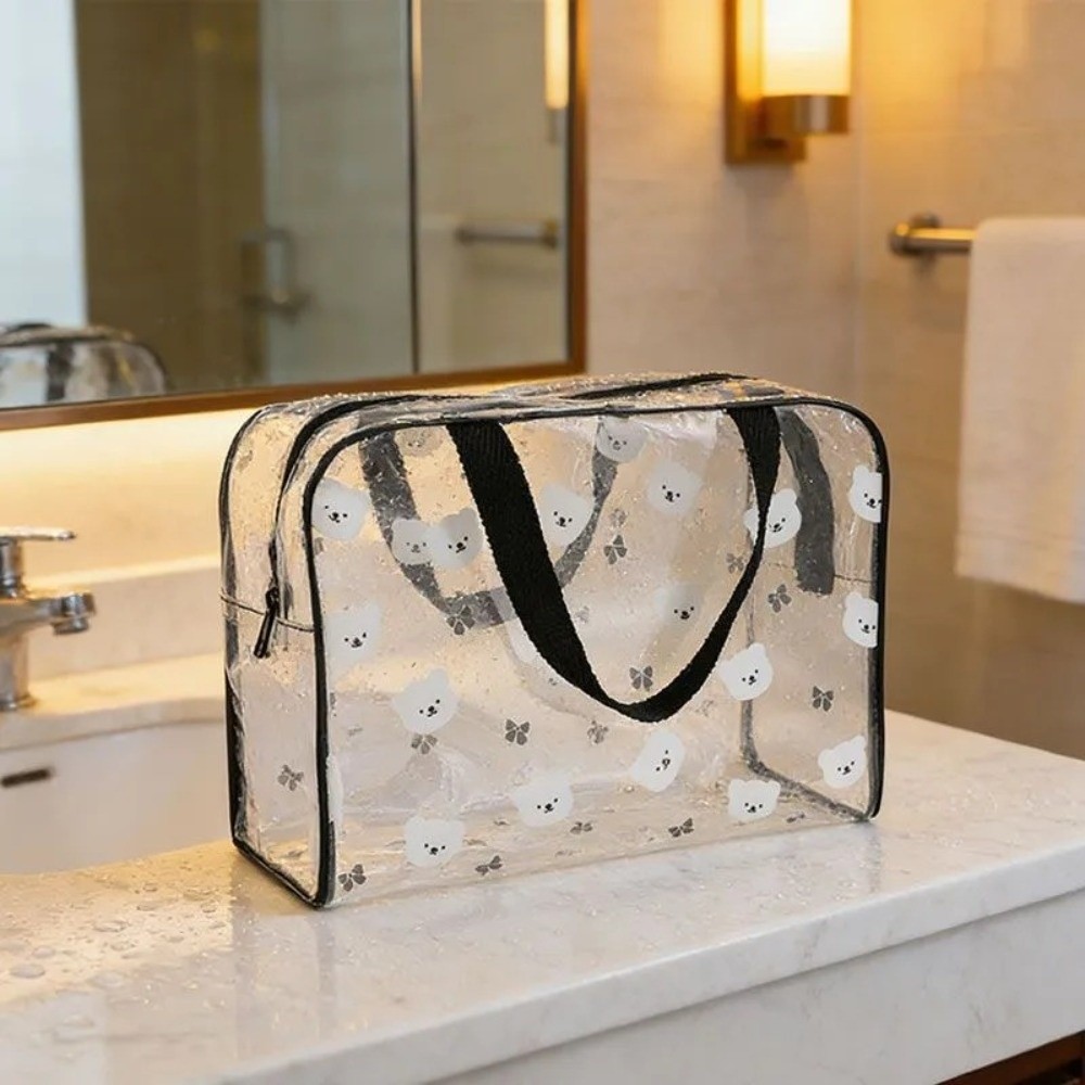 Duurzame toilettas met grote c - Cosmetic Bags recensie en prijs